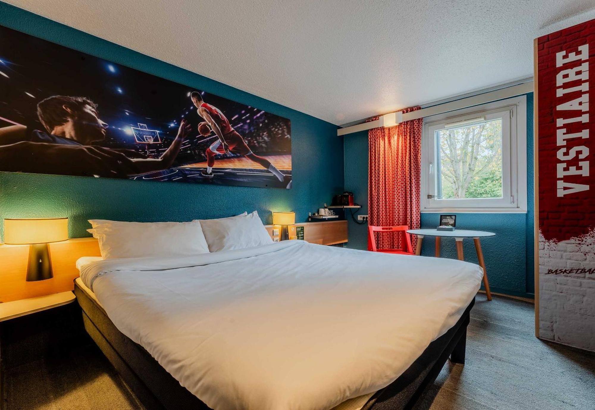 B&B Hotel Lille Villeneuve D'Ascq Grand Stade Buitenkant foto