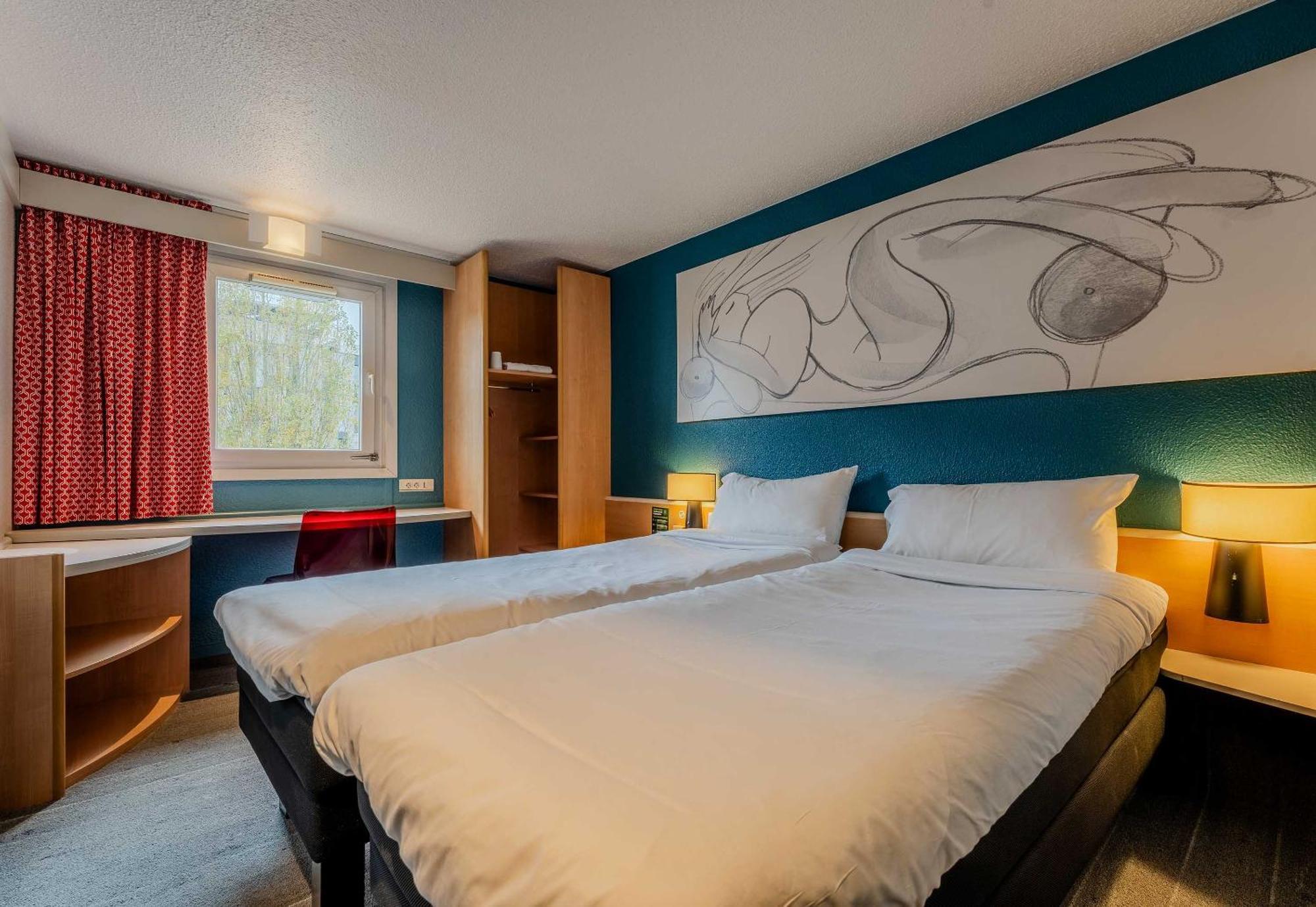 B&B Hotel Lille Villeneuve D'Ascq Grand Stade Buitenkant foto