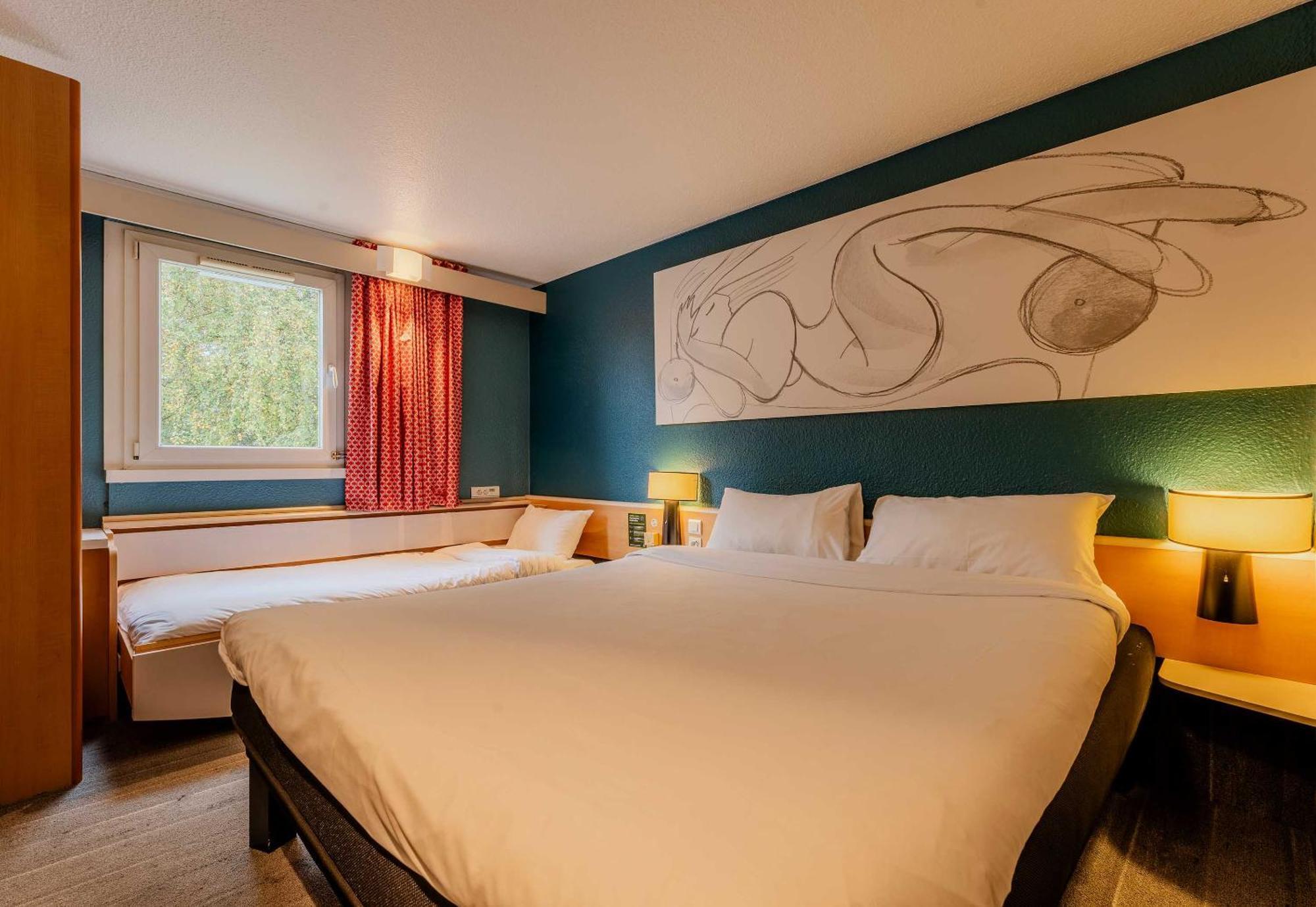 B&B Hotel Lille Villeneuve D'Ascq Grand Stade Buitenkant foto