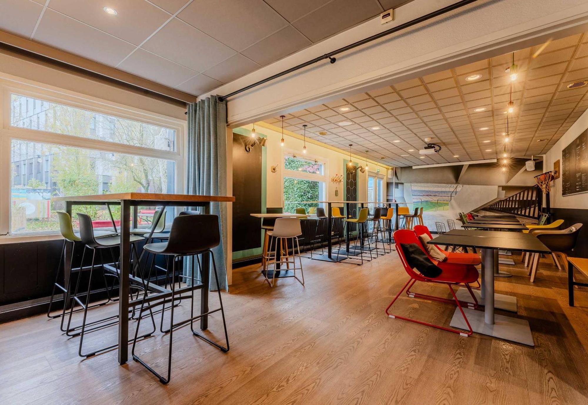 B&B Hotel Lille Villeneuve D'Ascq Grand Stade Buitenkant foto