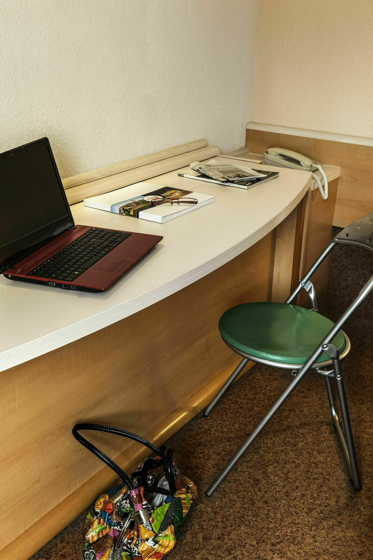 B&B Hotel Lille Villeneuve D'Ascq Grand Stade Buitenkant foto