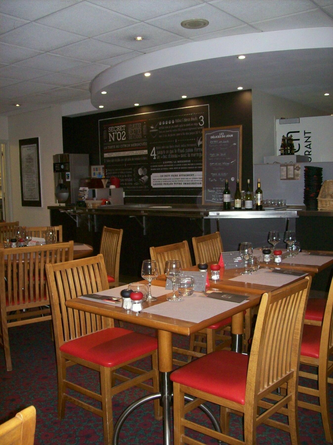 B&B Hotel Lille Villeneuve D'Ascq Grand Stade Buitenkant foto