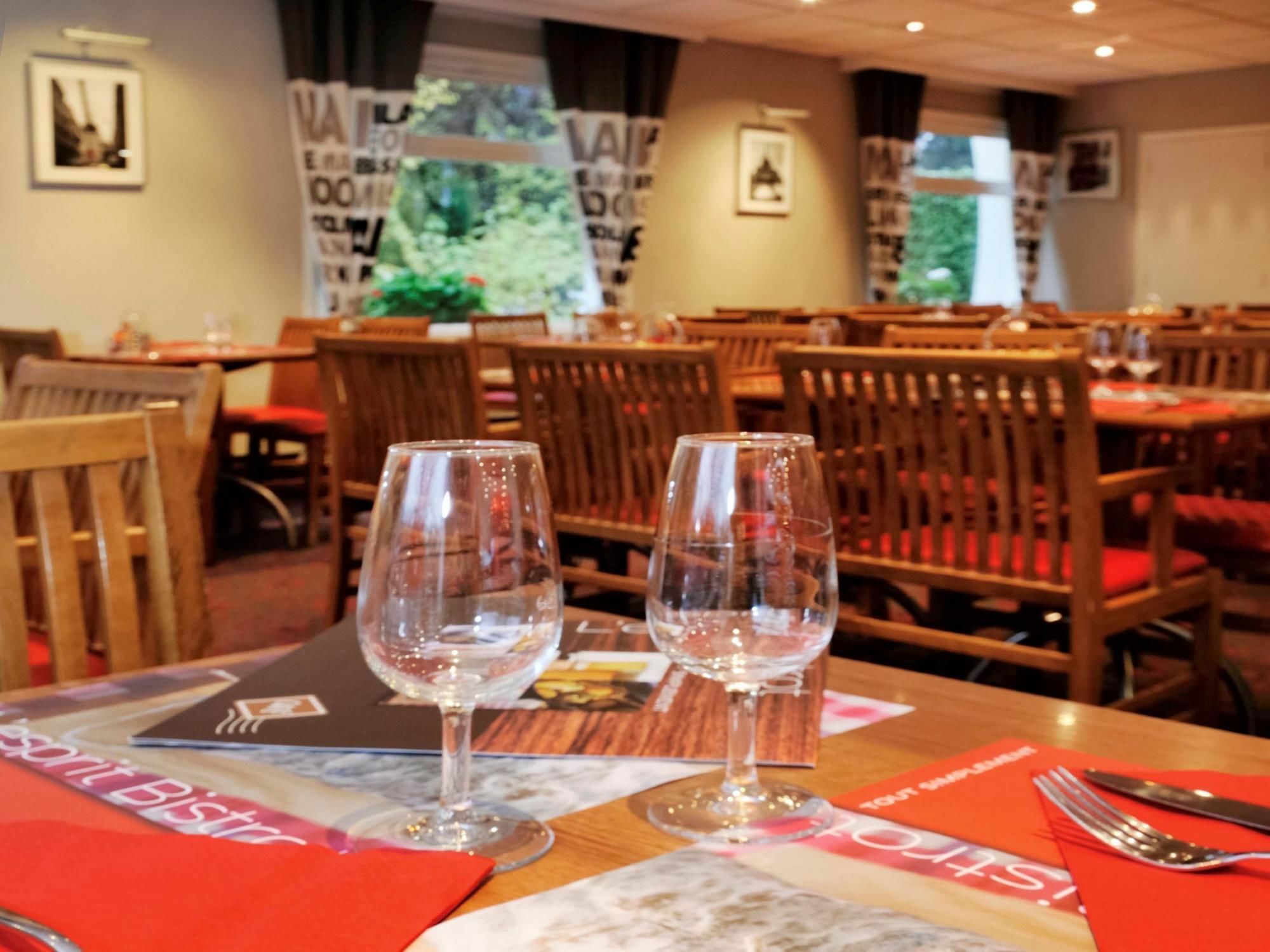B&B Hotel Lille Villeneuve D'Ascq Grand Stade Buitenkant foto