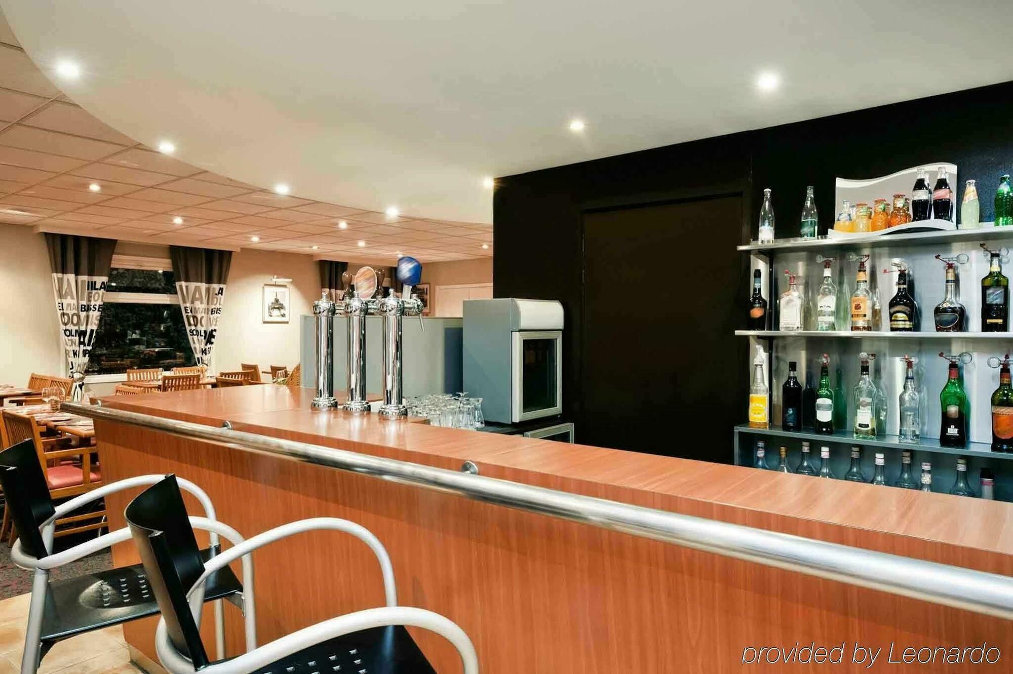 B&B Hotel Lille Villeneuve D'Ascq Grand Stade Buitenkant foto